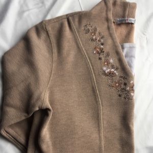 Women’s Sweater
